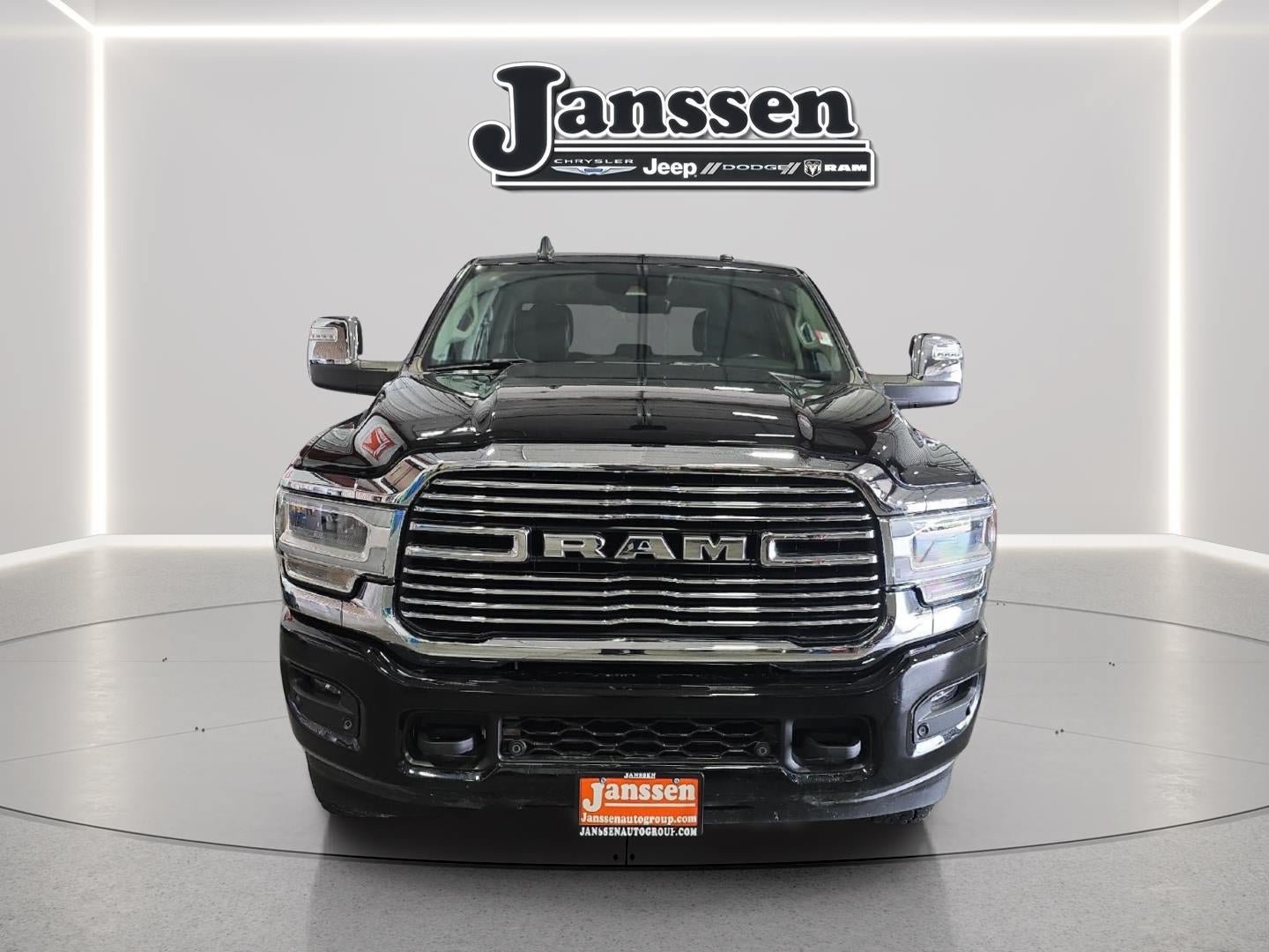 Used 2024 RAM 2500 Laramie w/ Safety Group AWD/4WD image 7