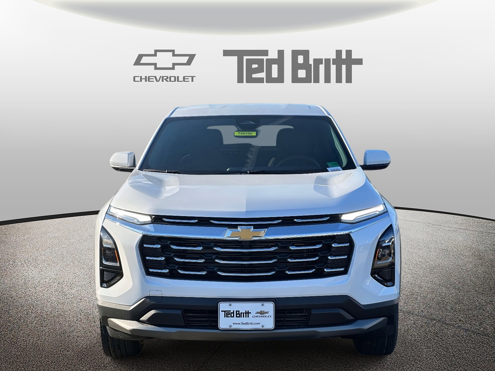 New 2026 Chevrolet Equinox LT image 2