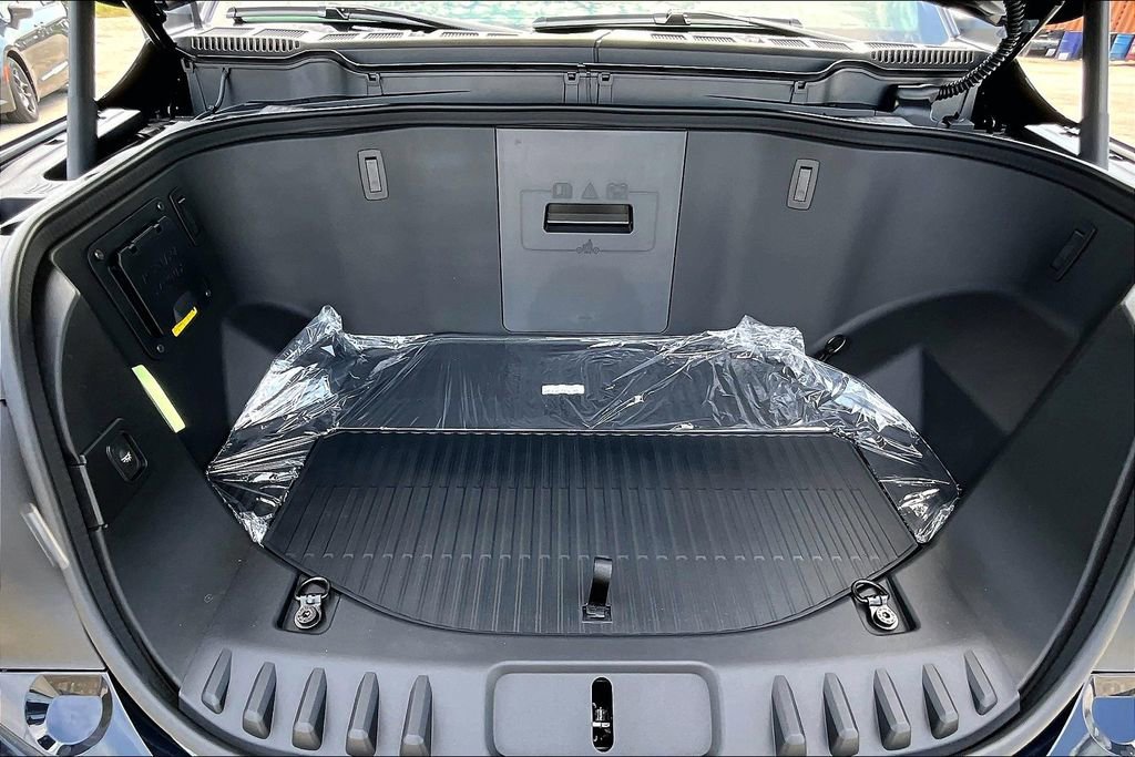 New 2025 Ford F150 Lightning Flash image 9