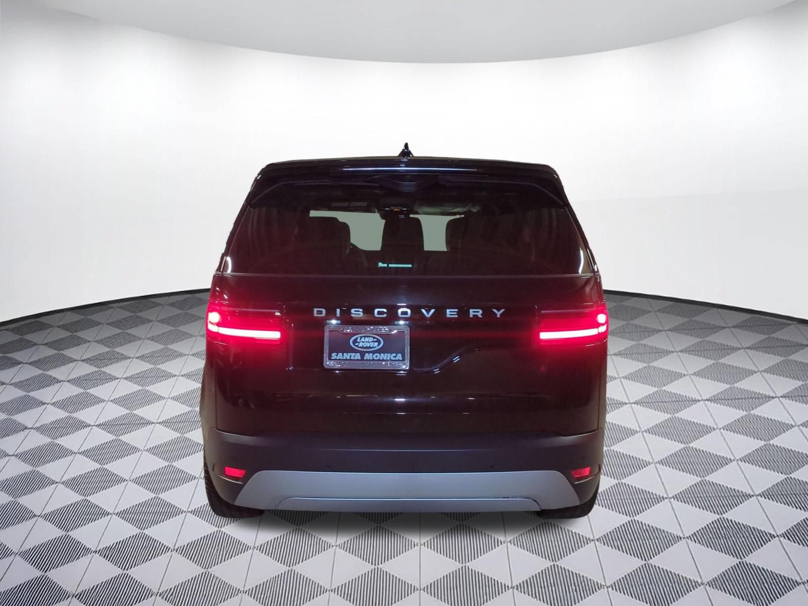 New 2026 Land Rover Discovery S AWD/4WD image 4