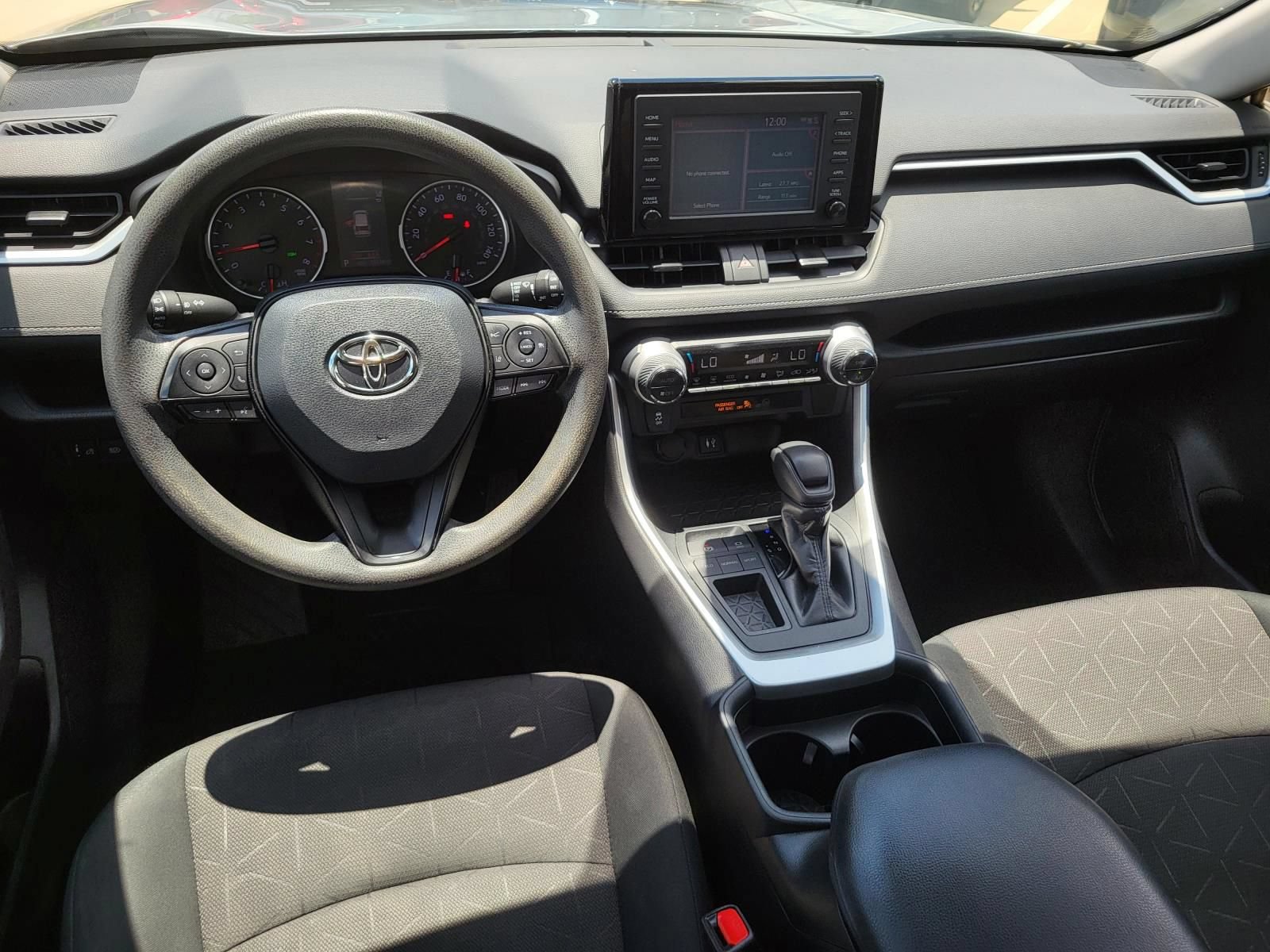 Used 2019 Toyota RAV4 XLE FWD image 15