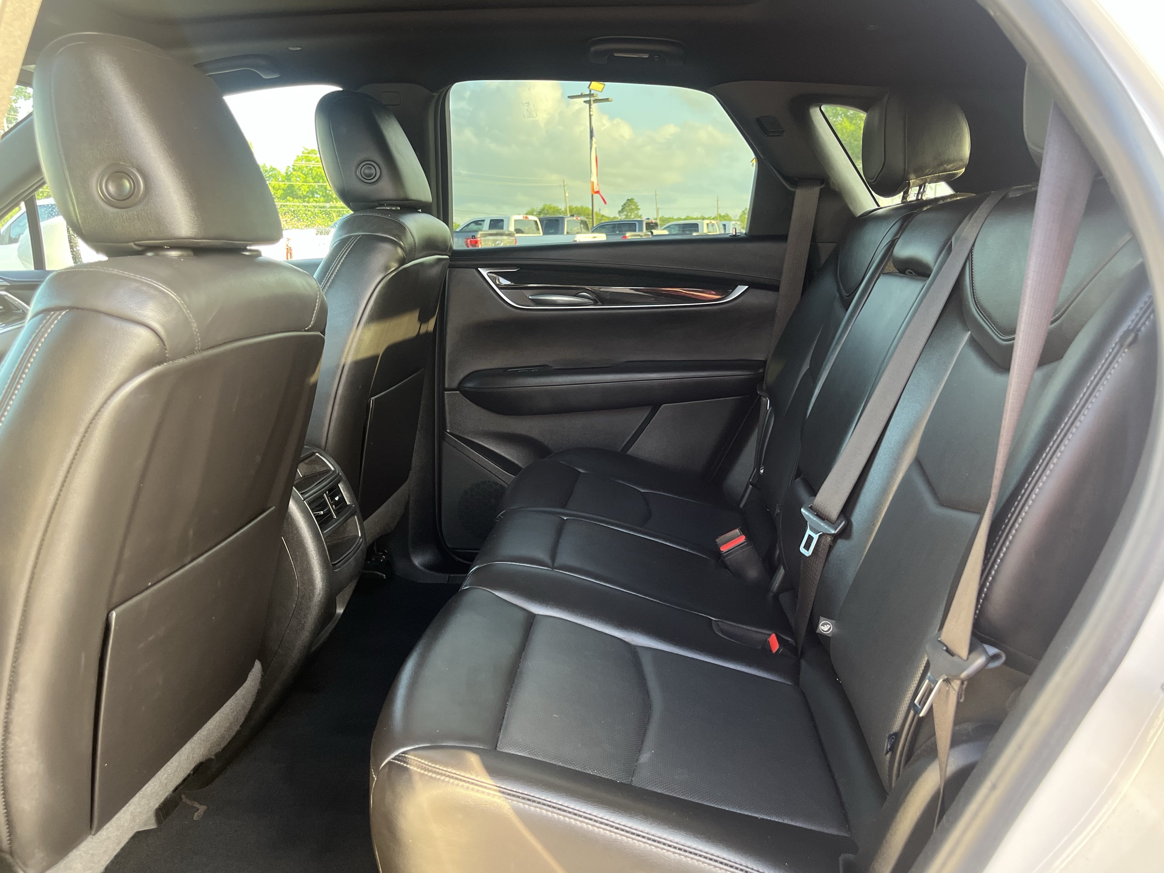Used 2021 Cadillac XT5 Premium Luxury FWD image 30