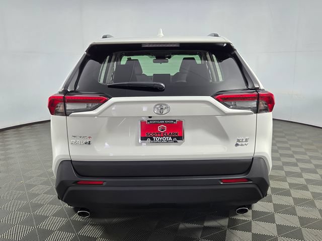 Used 2025 Toyota RAV4 XLE AWD/4WD image 13