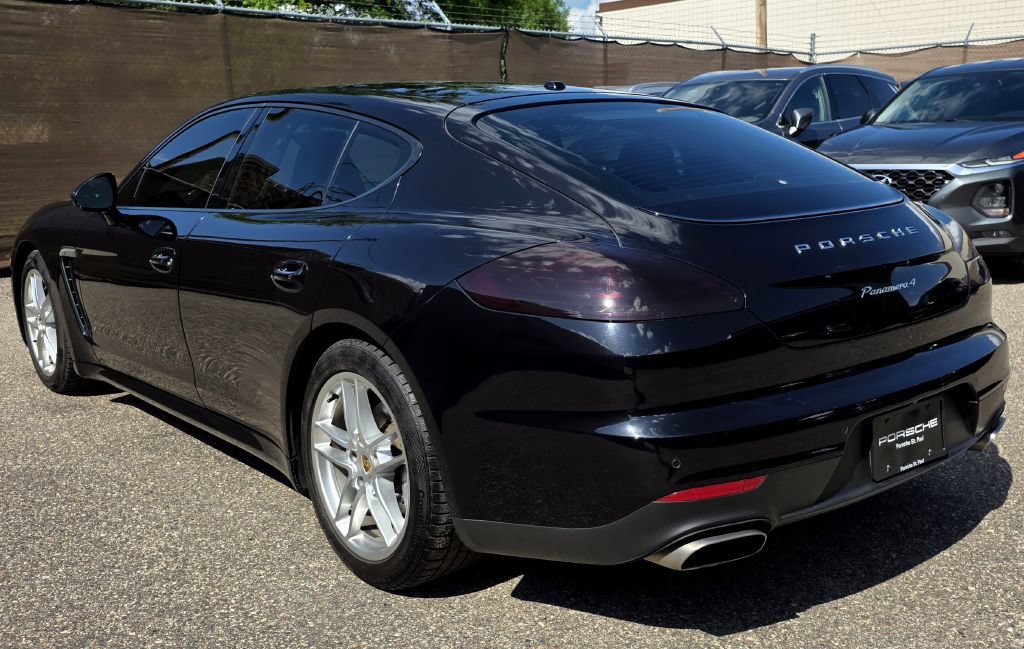 Used 2015 Porsche Panamera 4 AWD/4WD image 5
