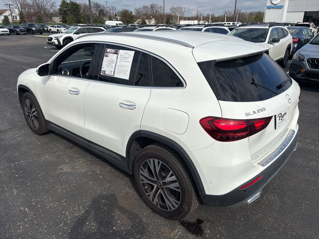Used 2024 Mercedes-Benz GLA 250 4MATIC image 5