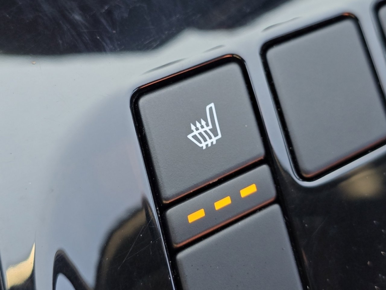 Used 2023 Kia Sportage SX image 8