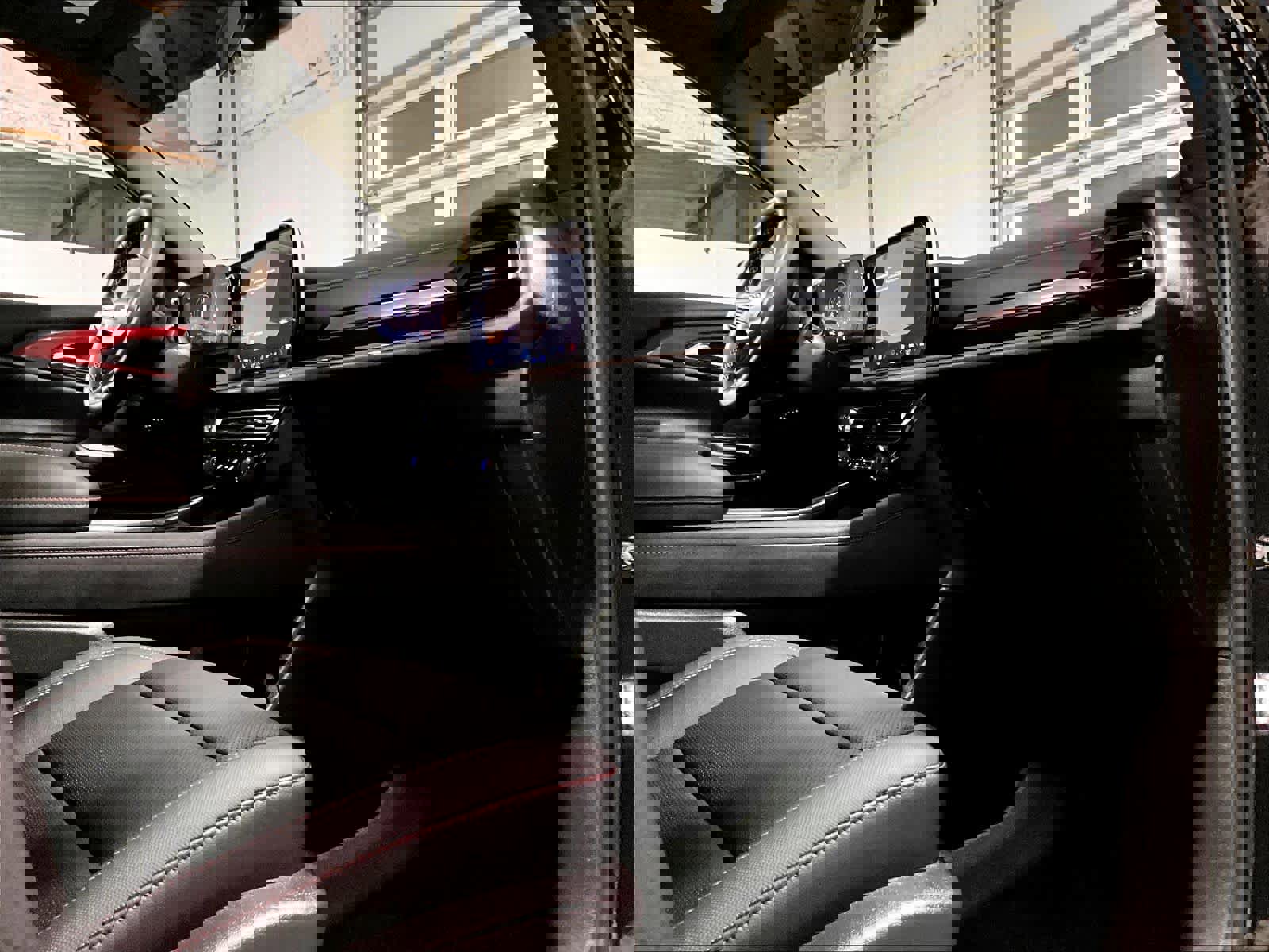 Used 2025 Chevrolet Traverse Z71 w/ Driver Confidence Package image 14