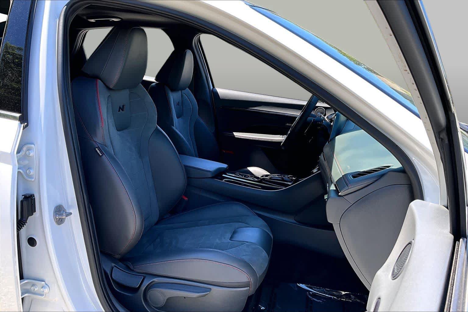 Used 2023 Hyundai Sonata N Line w/ Preferred Accessory Package FWD image 9