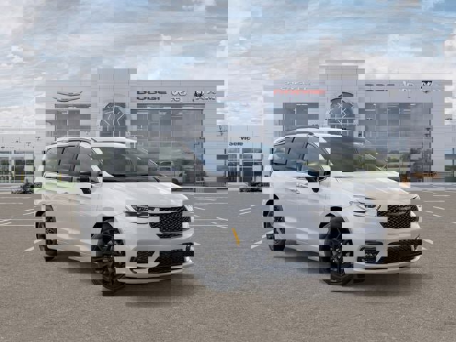 New 2026 Chrysler Pacifica Select w/ S Appearance Package image 5