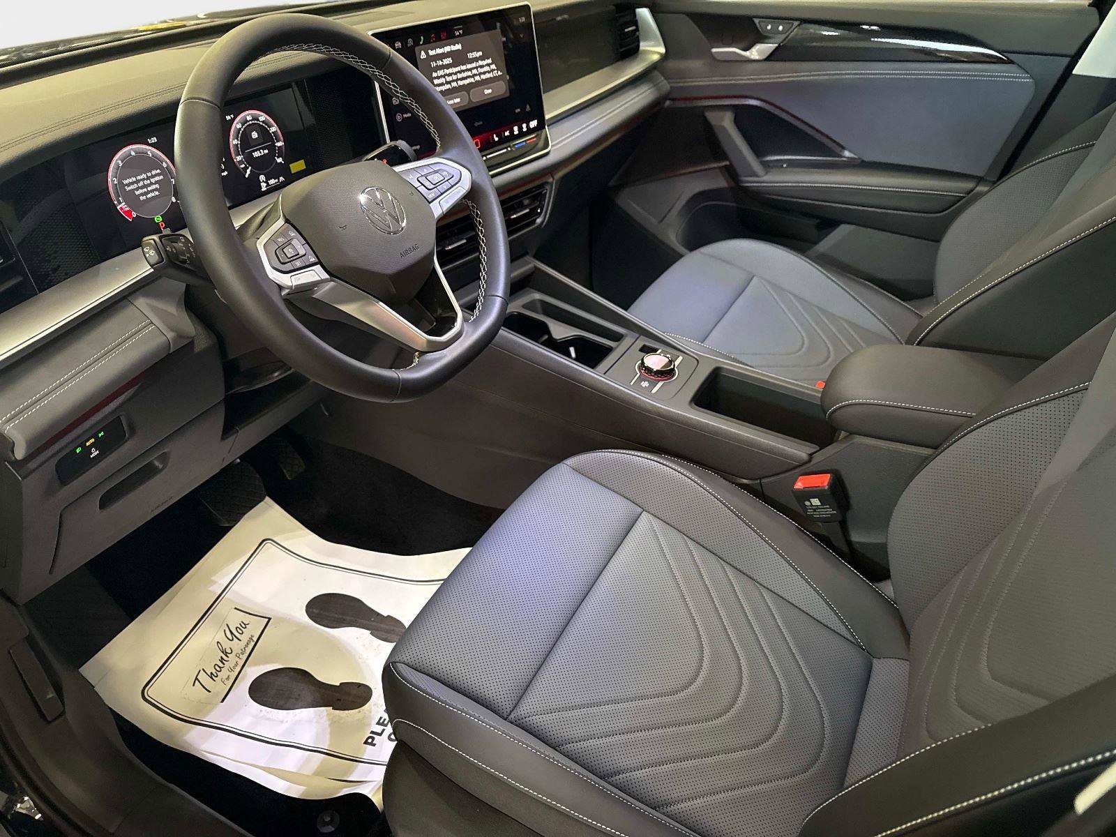 New 2026 Volkswagen Tiguan SE image 22