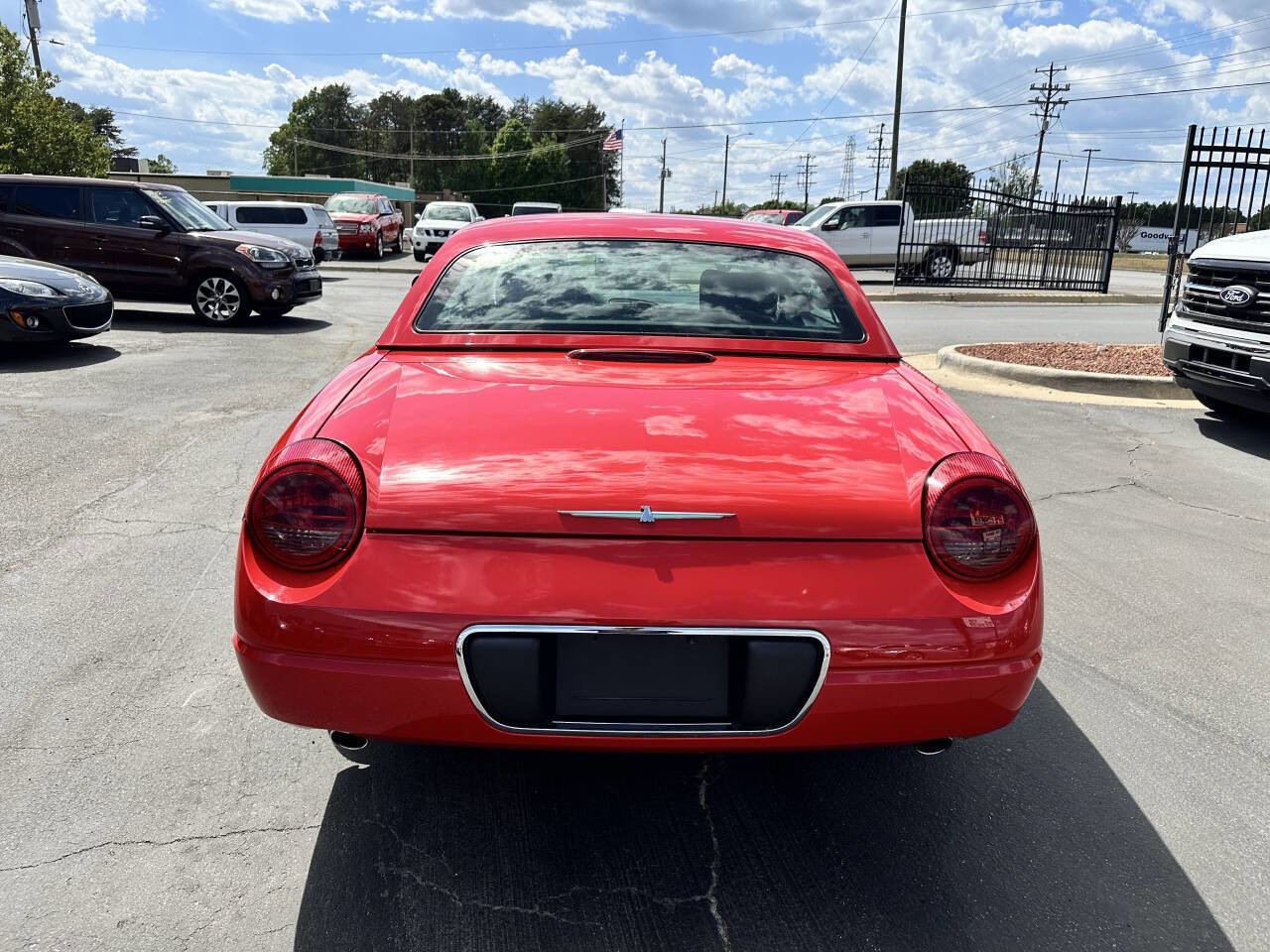 Used 2002 Ford Thunderbird Deluxe RWD image 6