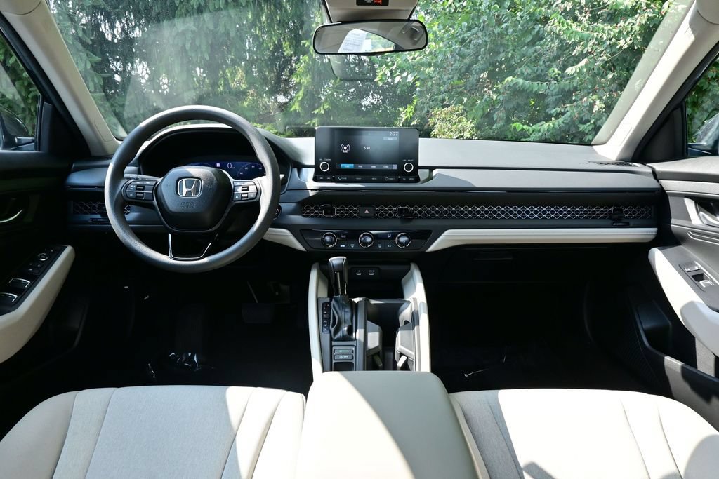 Certified 2025 Honda Accord LX image 45