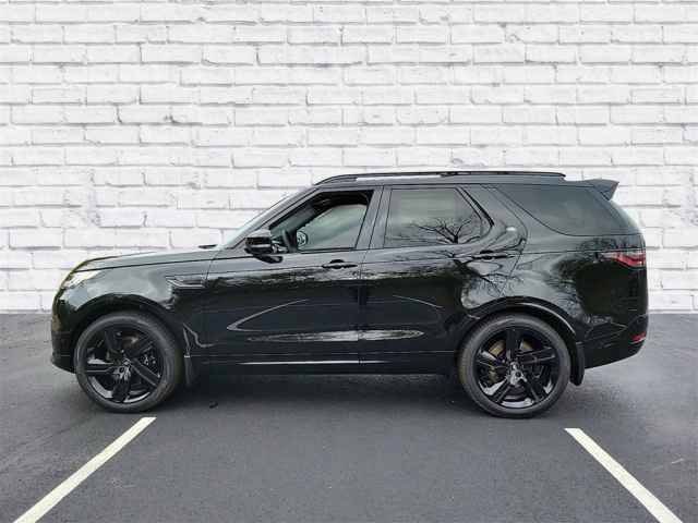 New 2025 Land Rover Discovery Metropolitan Edition AWD/4WD image 2