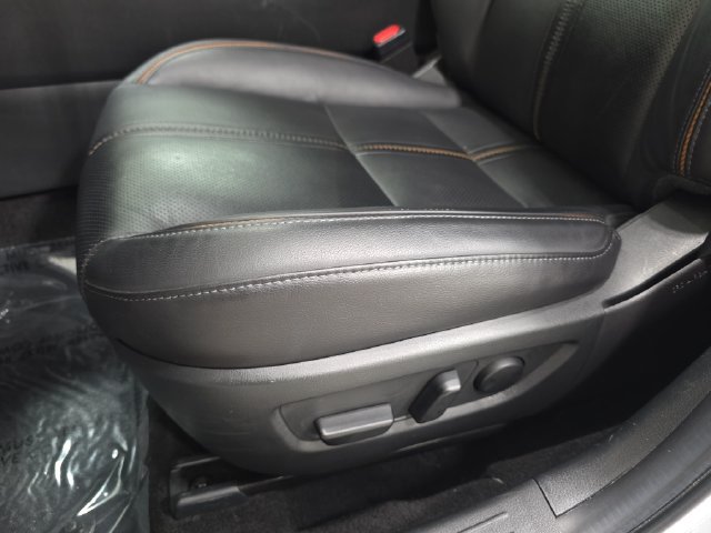 Used 2025 MAZDA CX-50 AWD 2.5 S w/ Premium Plus Pkg image 29