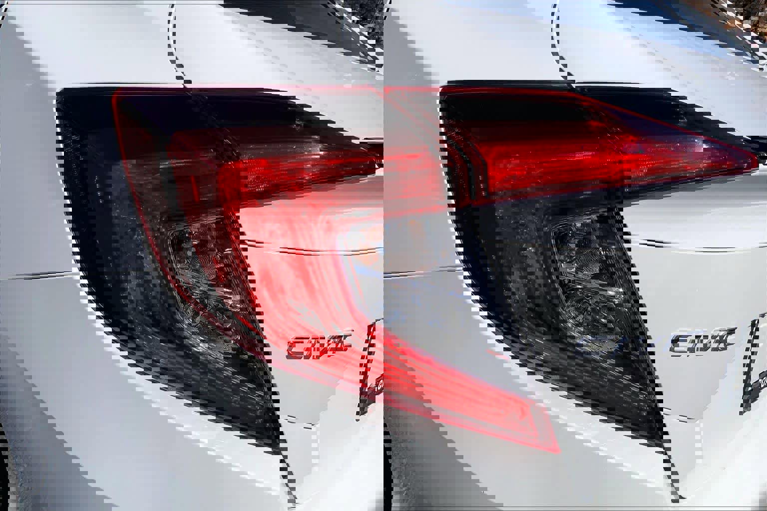 Used 2020 Honda Civic Sport image 29