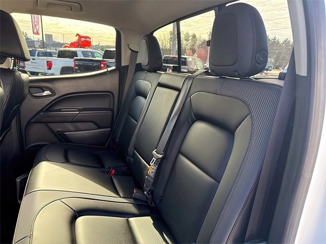 Used 2022 GMC Canyon AT4 image 20