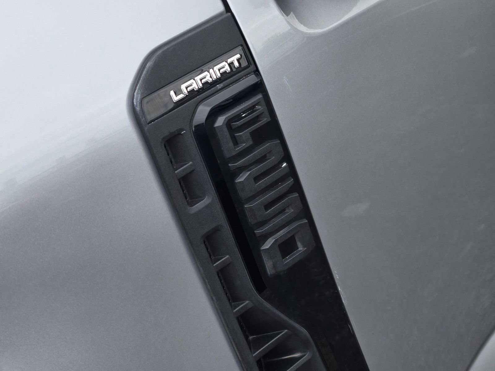 Used 2023 Ford F250 Lariat w/ Lariat Ultimate Package image 11