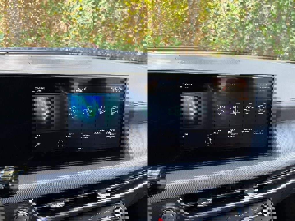 New 2025 Hyundai Sonata SEL image 17