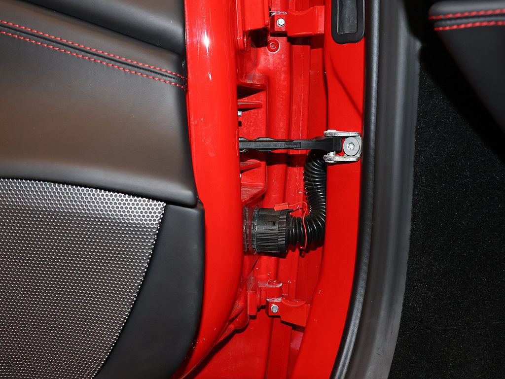 Certified 2017 Ferrari 488 Spider RWD image 96