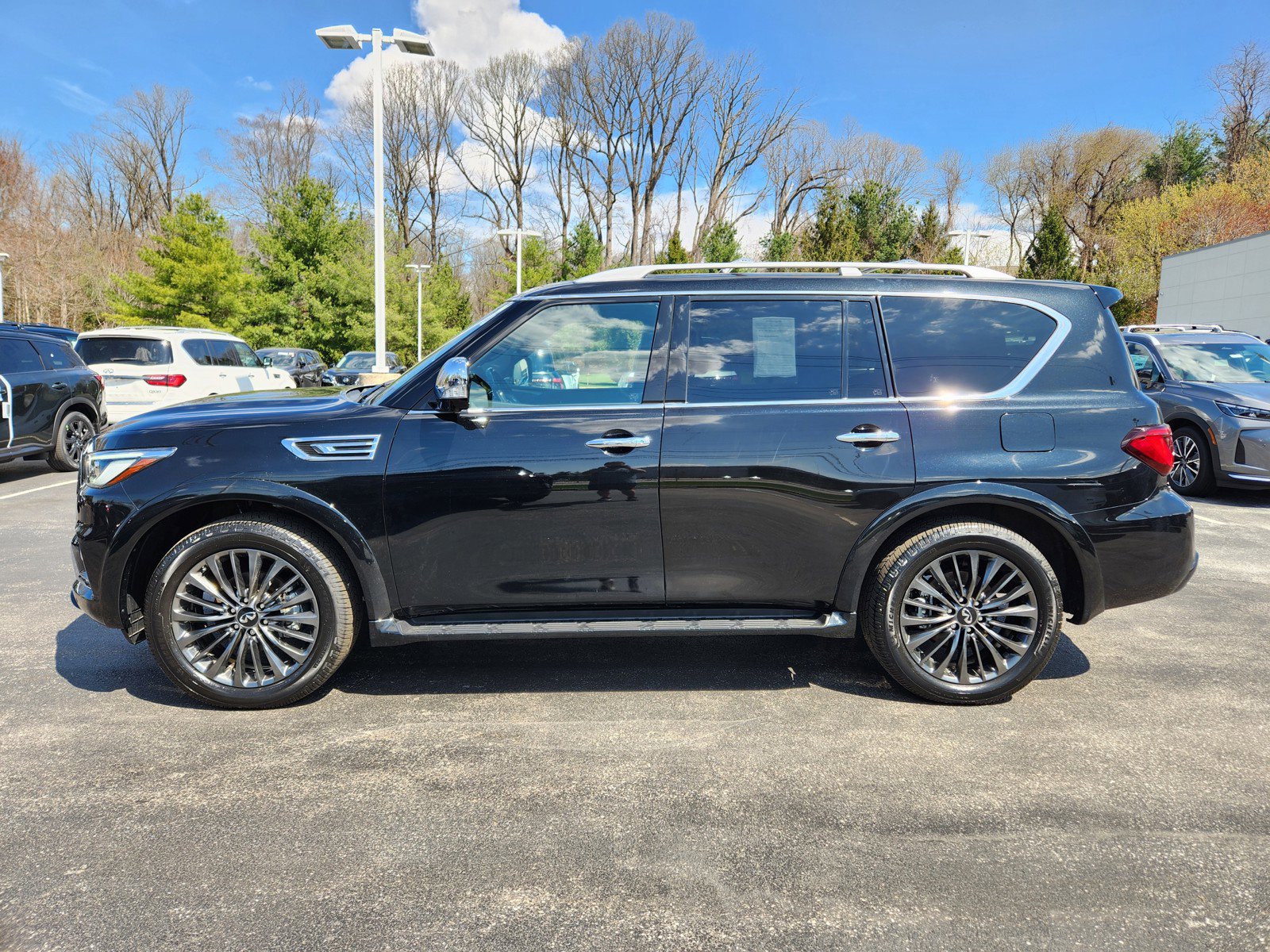 Certified 2024 INFINITI QX80 Sensory w/ Cargo Package image 5