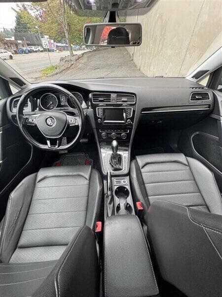 Used 2015 Volkswagen Golf S FWD image 9