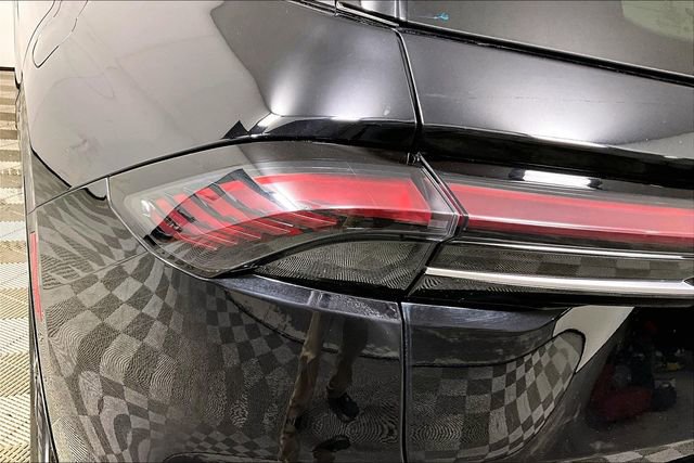 Used 2024 Lincoln Nautilus Reserve image 28