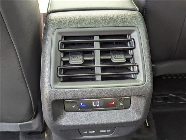 Used 2025 Volkswagen Tiguan SEL R-Line AWD/4WD image 18