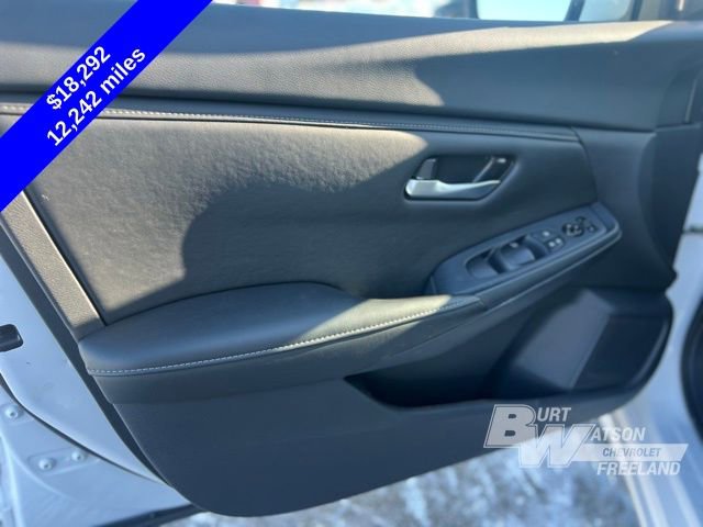 Used 2025 Nissan Sentra SV image 11