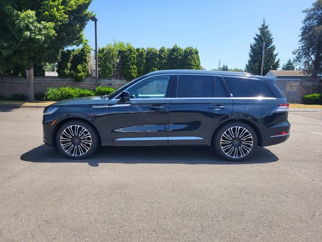 New 2025 Lincoln Aviator Black Label image 2