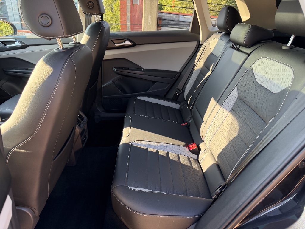 Certified 2023 Volkswagen Taos SEL AWD/4WD image 25