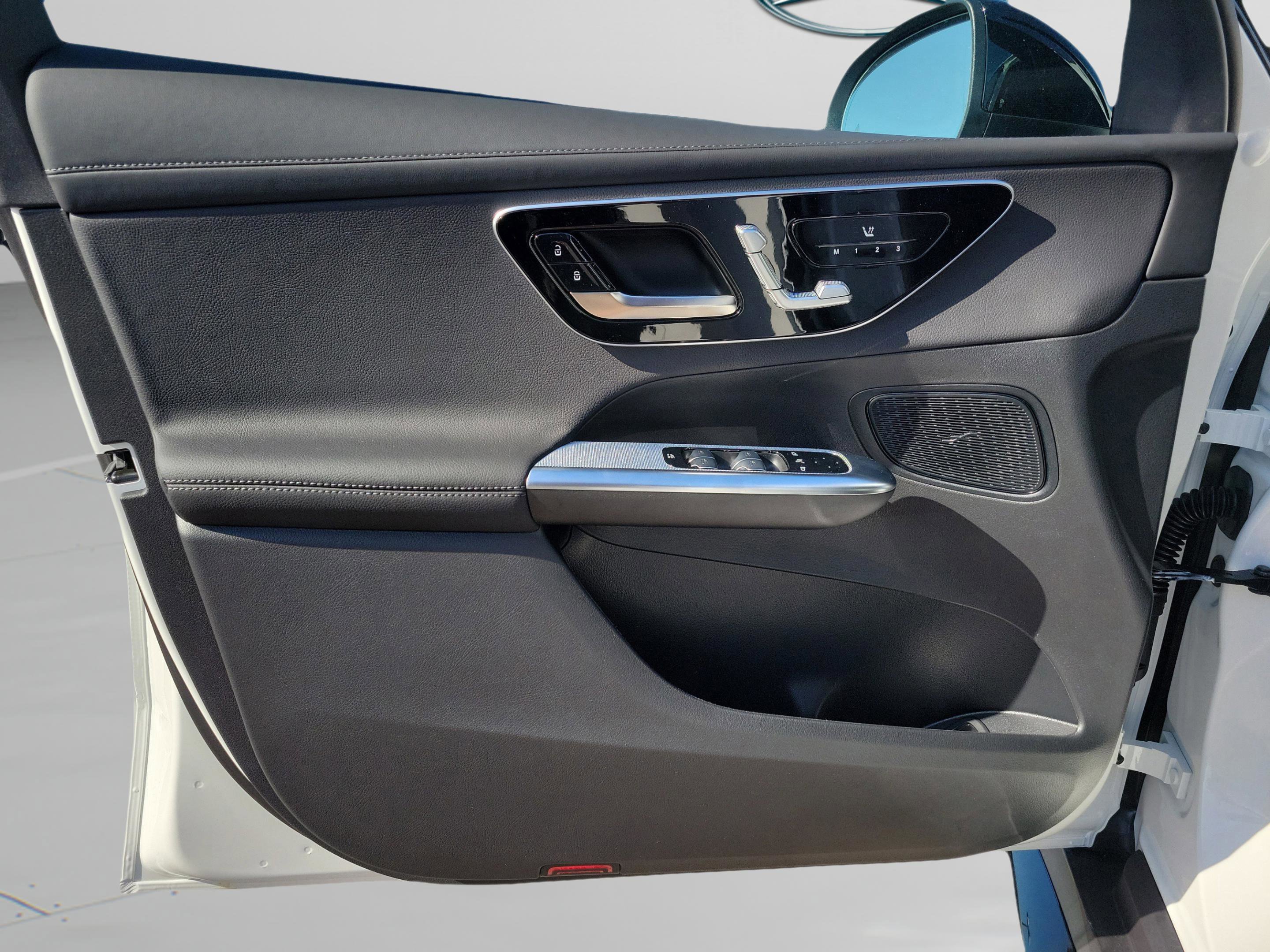 New 2026 Mercedes-Benz GLC 43 AMG 4MATIC image 29