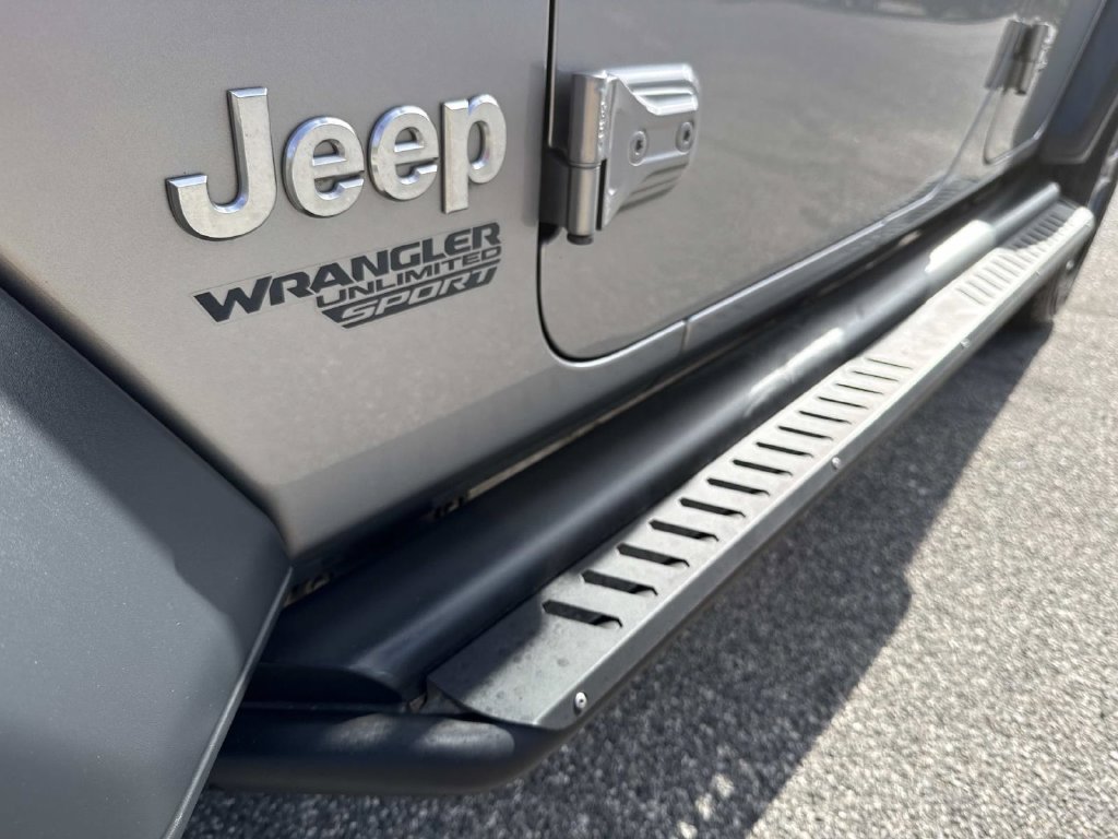 Used 2019 Jeep Wrangler Unlimited Sport S AWD/4WD image 12