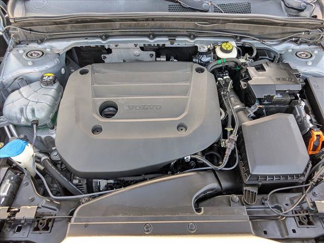 Used 2023 Volvo XC40 B5 Plus w/ Protection Package Premier image 24