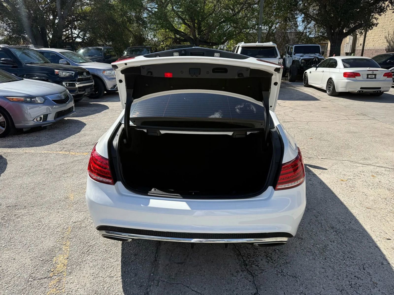 Used 2017 Mercedes-Benz E 400 Coupe image 17