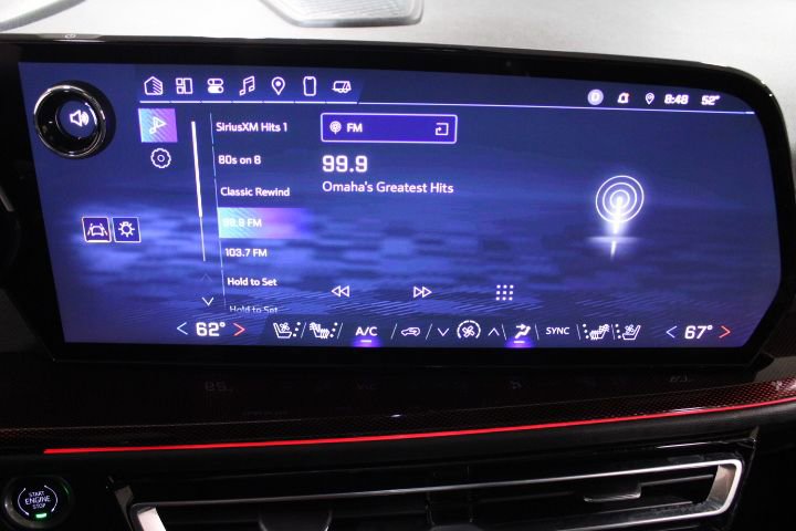 Used 2024 Chevrolet Traverse RS image 48