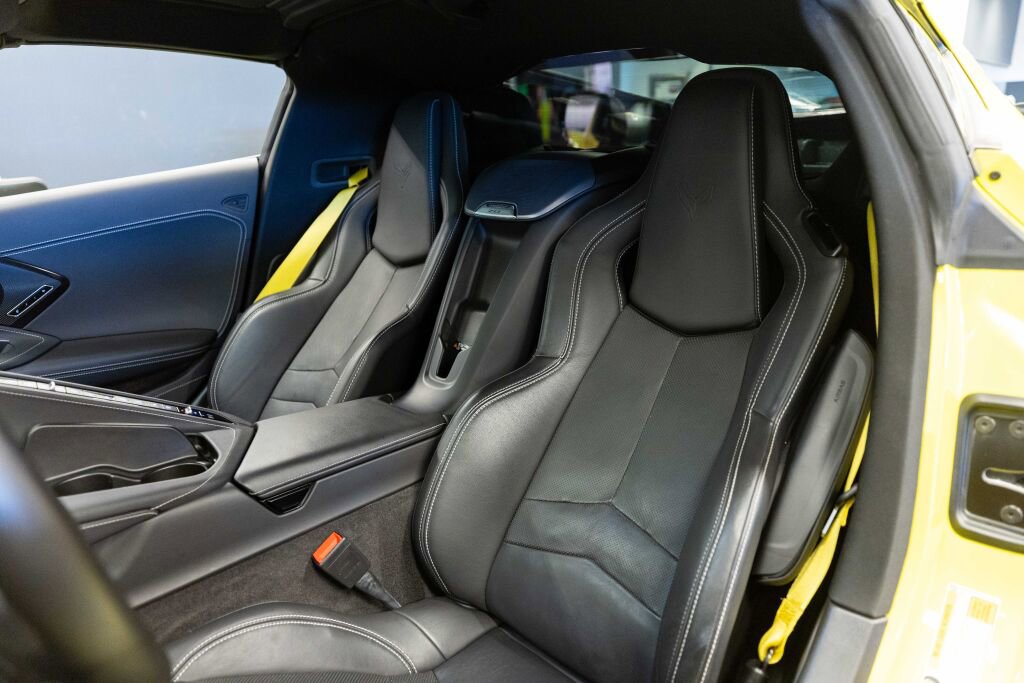 Used 2023 Chevrolet Corvette Z06 w/ Stealth Interior Trim Package RWD image 9