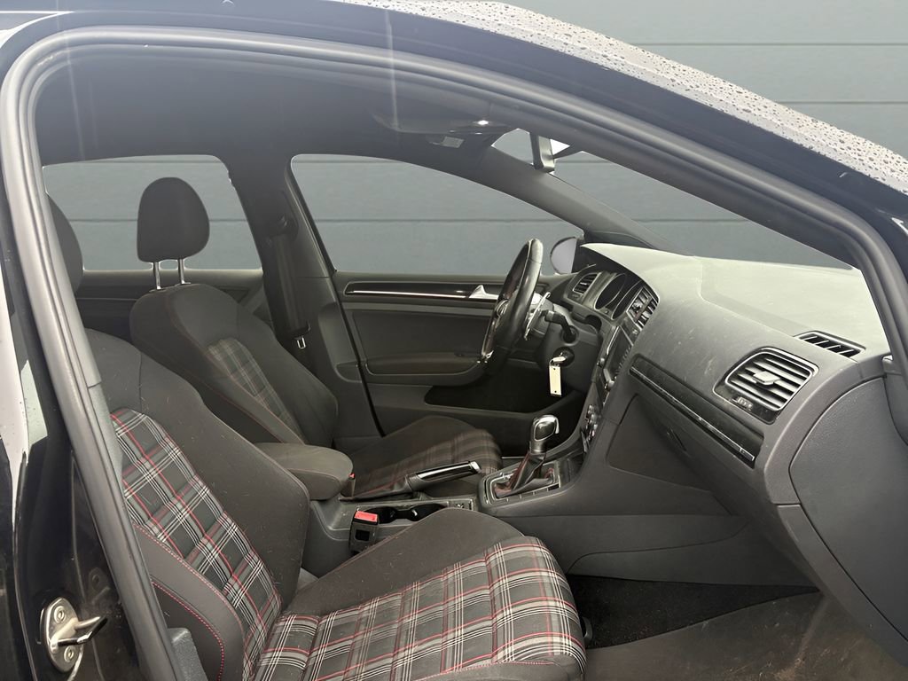 Used 2016 Volkswagen GTI S image 16