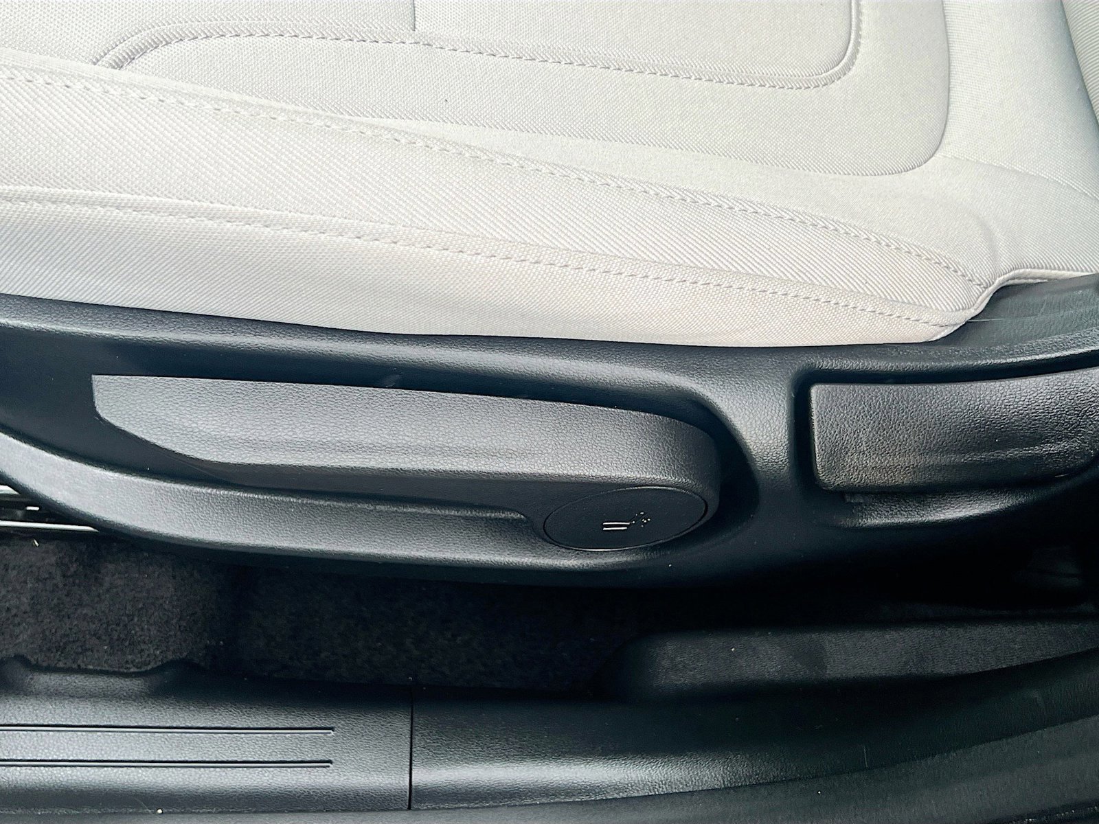 Used 2025 Hyundai Tucson SE image 20