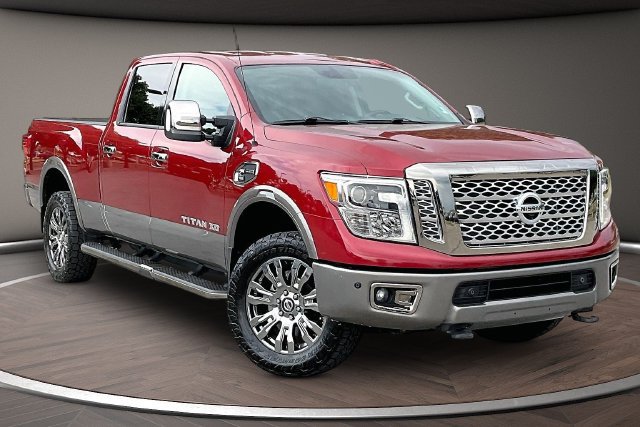 Used 2017 Nissan Titan Platinum Reserve AWD/4WD image 10