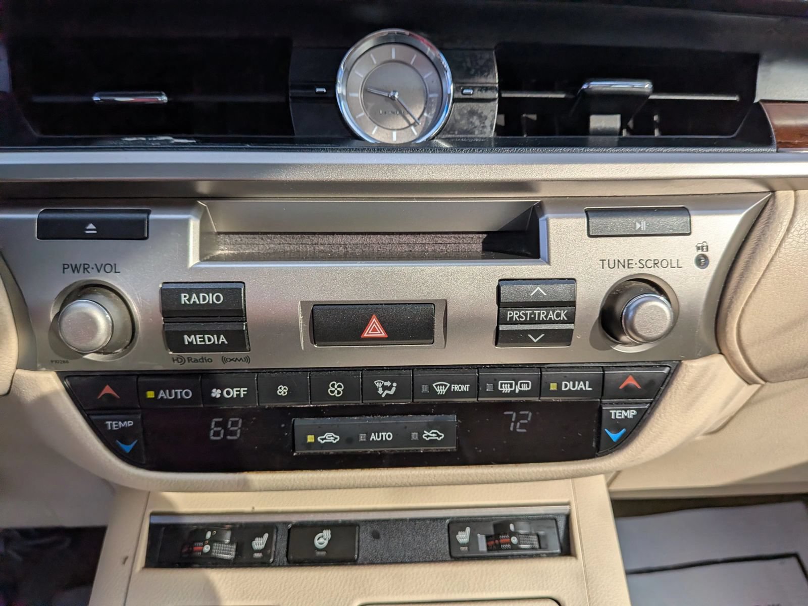 Used 2013 Lexus ES 350 w/ Premium Pkg FWD image 55