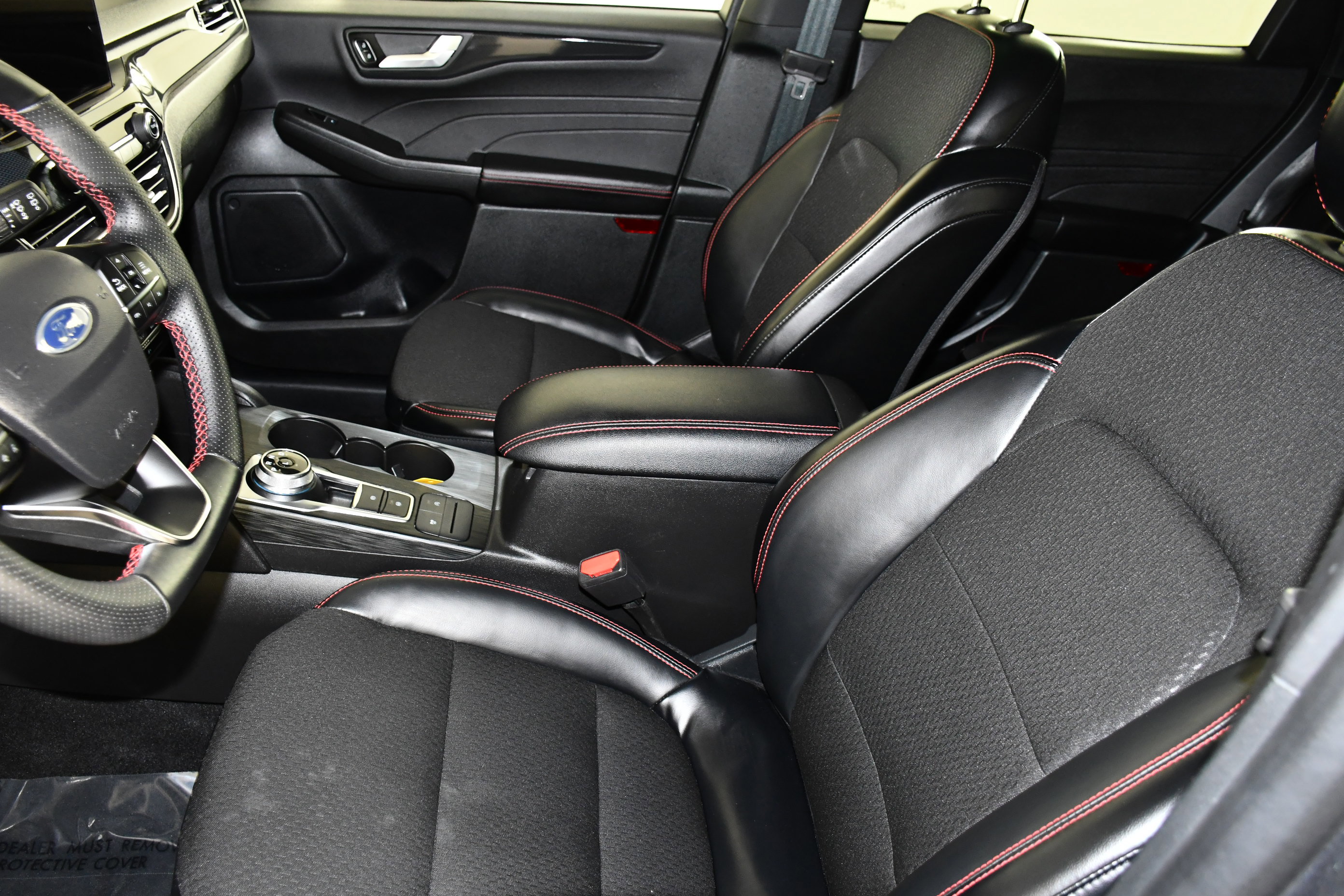 Used 2025 Ford Escape ST-Line image 36