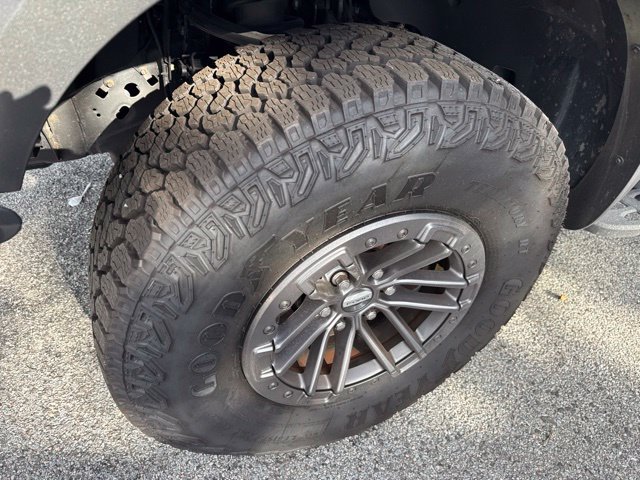 Used 2020 Ford F150 Raptor w/ Equipment Group 802A Luxury AWD/4WD image 14