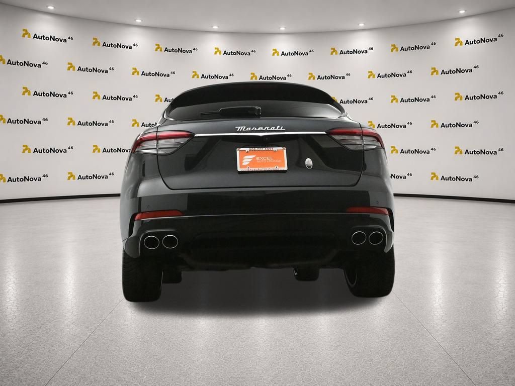 Used 2022 Maserati Levante GT AWD/4WD image 49