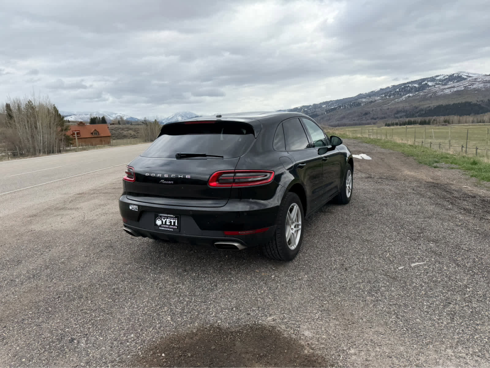 Used 2018 Porsche Macan image 10