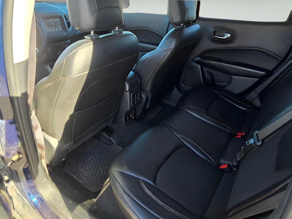 Used 2018 Jeep Compass Latitude w/ Popular Equipment Group image 14