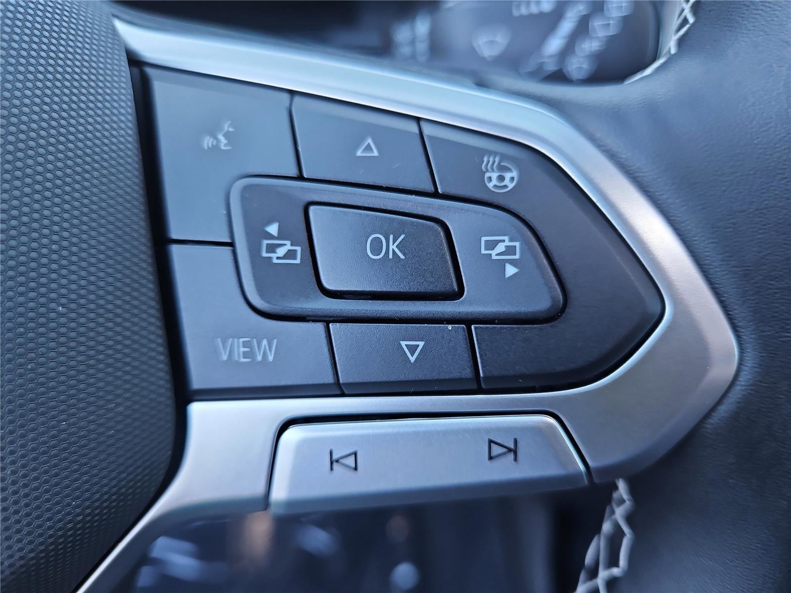 New 2026 Volkswagen Atlas SEL image 17