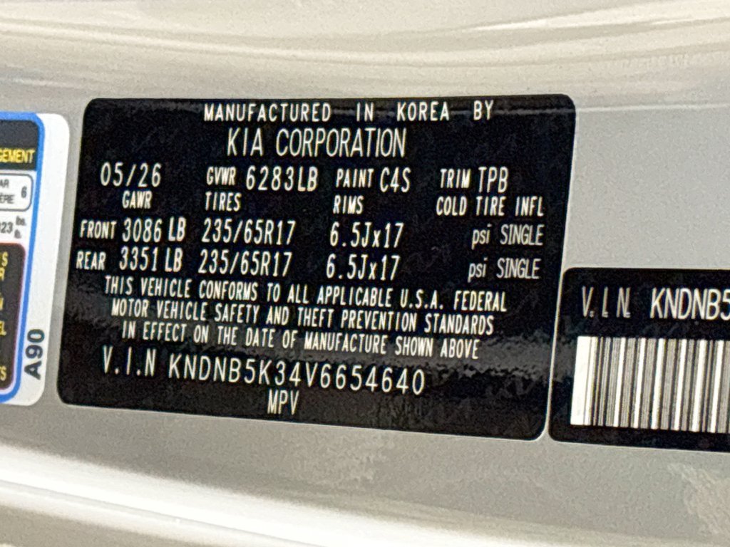 New 2027 Kia Carnival FWD image 24