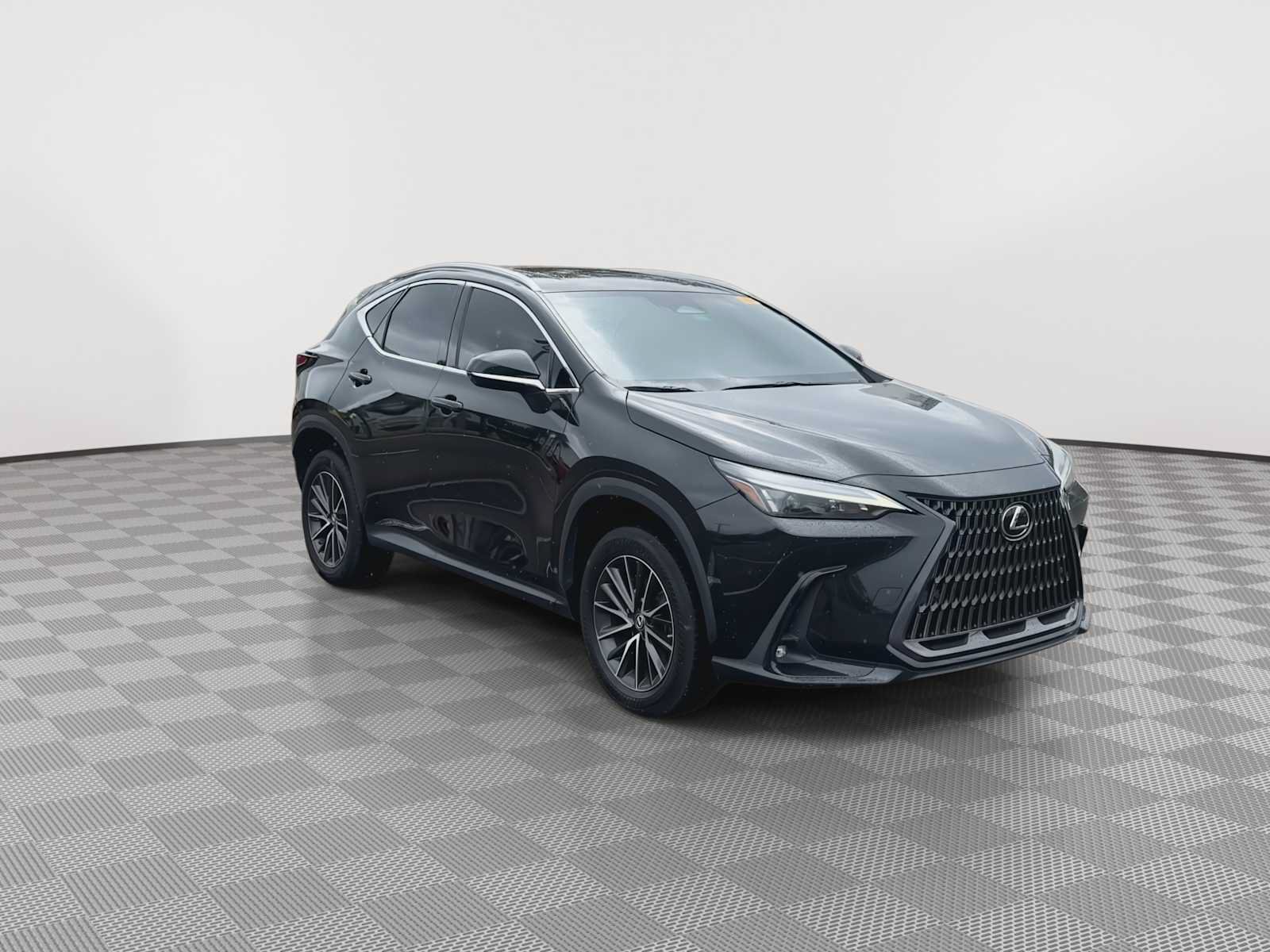 Used 2023 Lexus NX 250 FWD w/ Towing Package (2000 Lbs) image 2