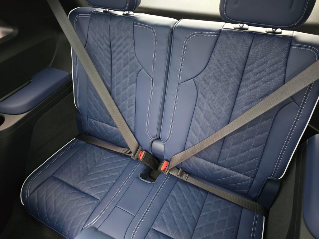 New 2026 Cadillac Vistiq Premium Luxury image 20