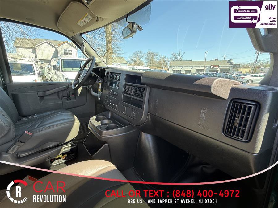 Used 2019 Chevrolet Express 3500 LS RWD image 27